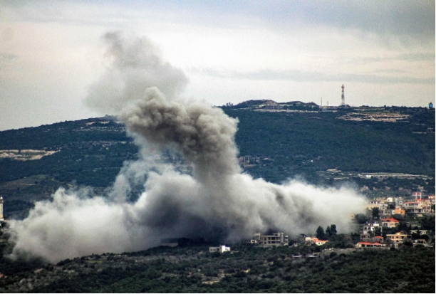 以色列空袭造成黎巴嫩至少13人死伤，以称回应真主党攻击